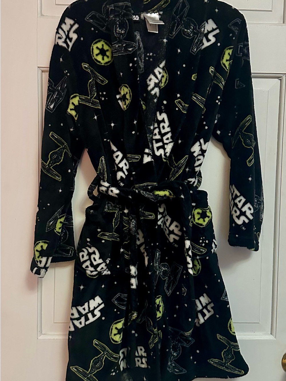 Star Wars Black & Lime Kids Plush Robe with Logo and Tie Belt